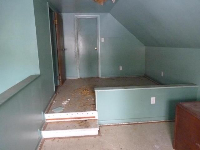 Photo 8 of 9 - 1619 S 17th Street