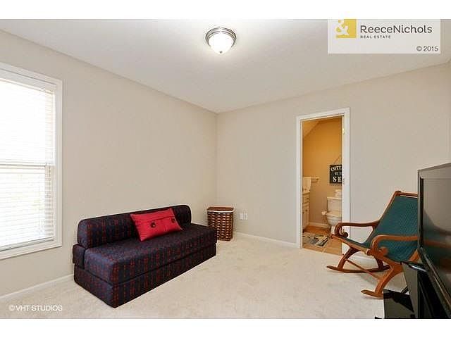 13810 S Hallet Street — photo 15