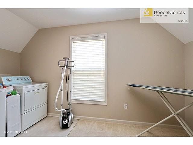 13810 S Hallet Street — photo 17
