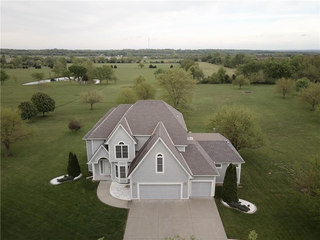 Photo 1 of 25 - 28099 Overbrook Road