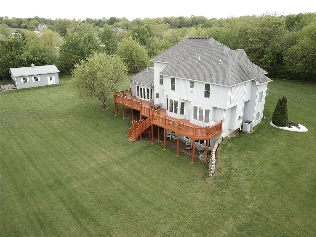 Photo 24 of 25 - 28099 Overbrook Road