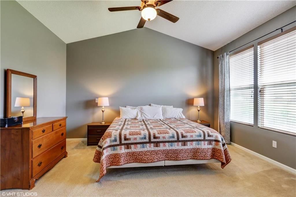 Photo 8 of 14 - 4901 NE 79th Street