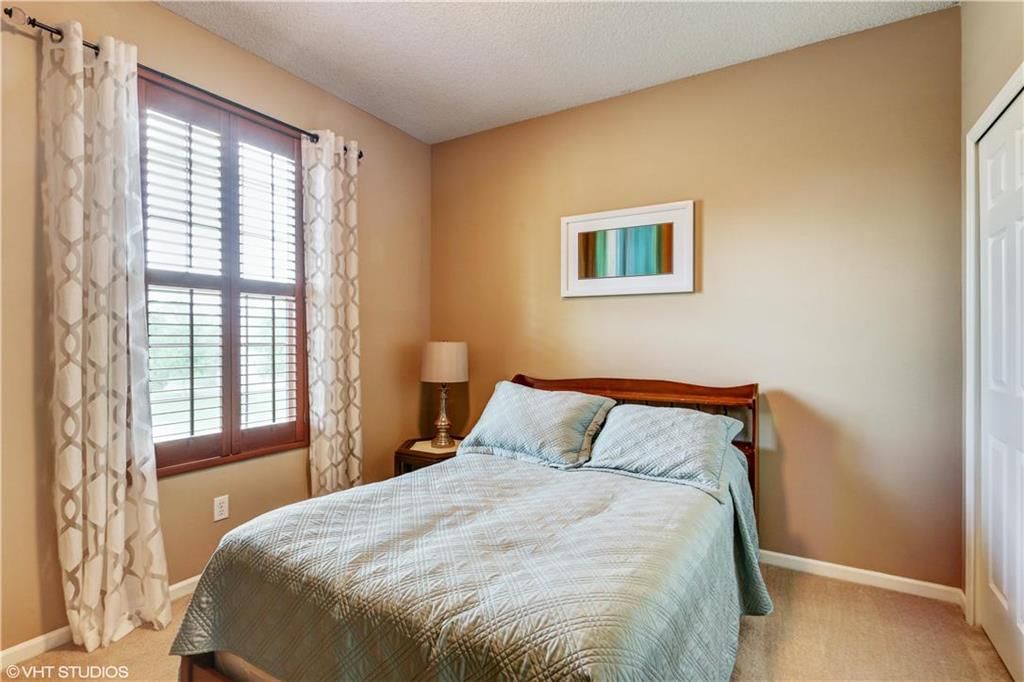 Photo 10 of 14 - 4901 NE 79th Street