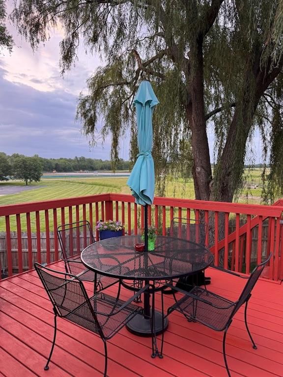 907 Rosewood Court — photo 4