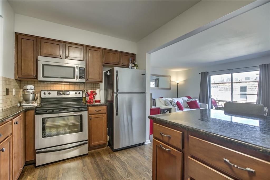 Photo 10 of 23 - 4430 Jarboe  #5 Street