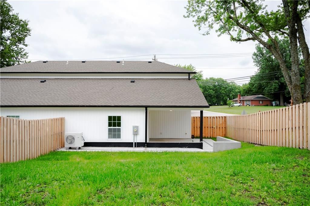 126 S Raum Street — photo 18