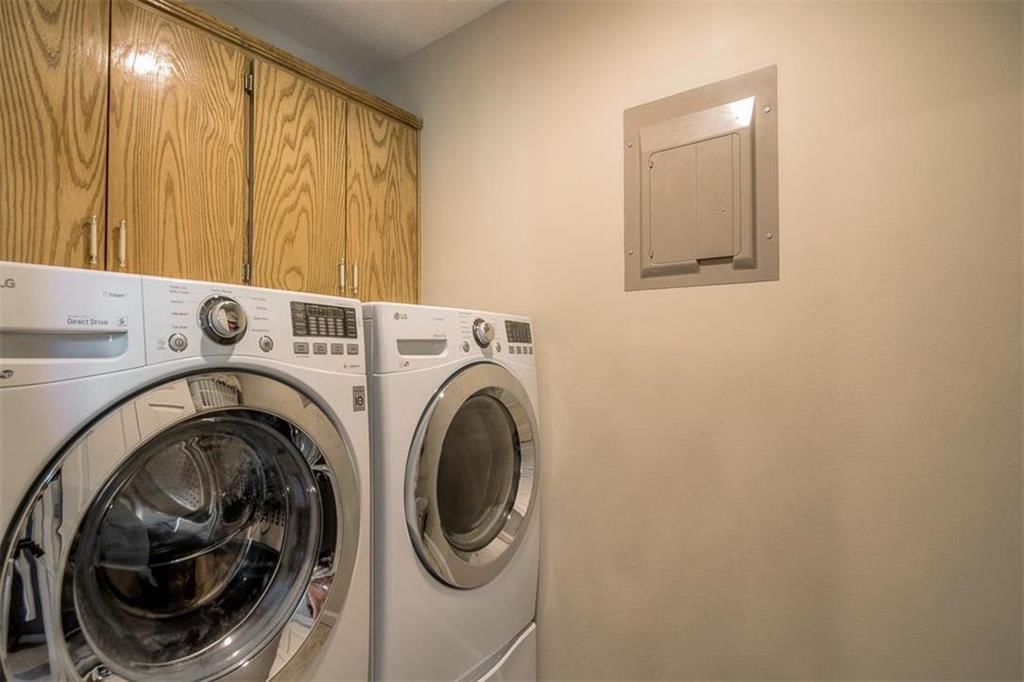 12160 HAYES Street — photo 12