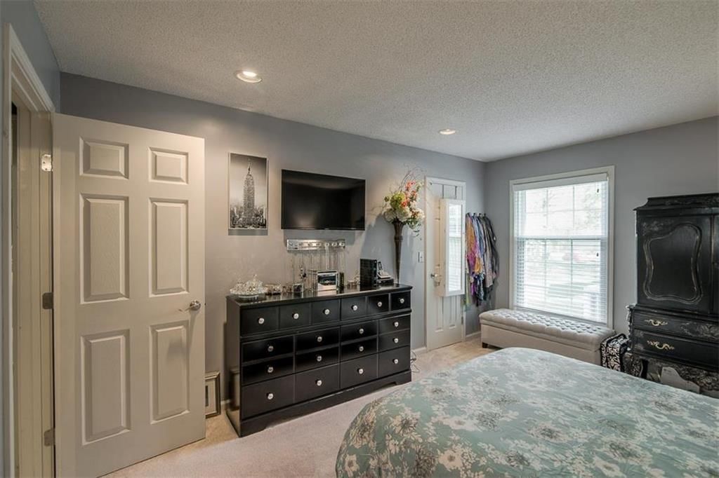 12160 HAYES Street — photo 14
