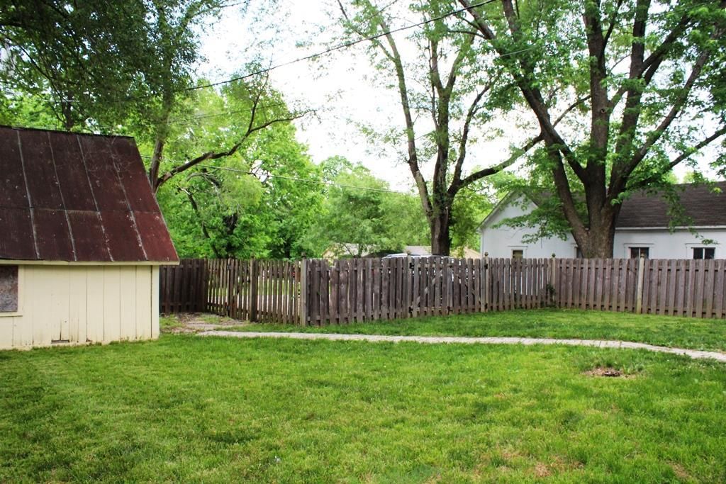 506 W Wea Street — photo 22