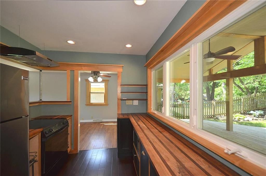 612 NW North Shore Drive — photo 11
