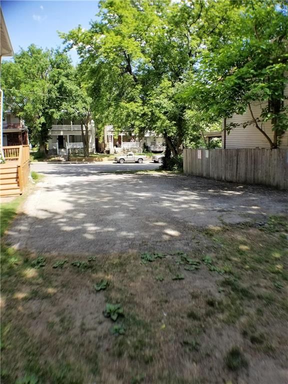 2924 & 2926 Holmes Street — photo 5