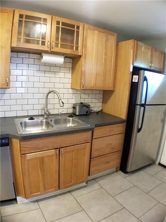 2924 & 2926 Holmes Street — photo 9