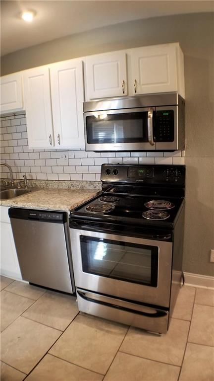 2924 & 2926 Holmes Street — photo 11