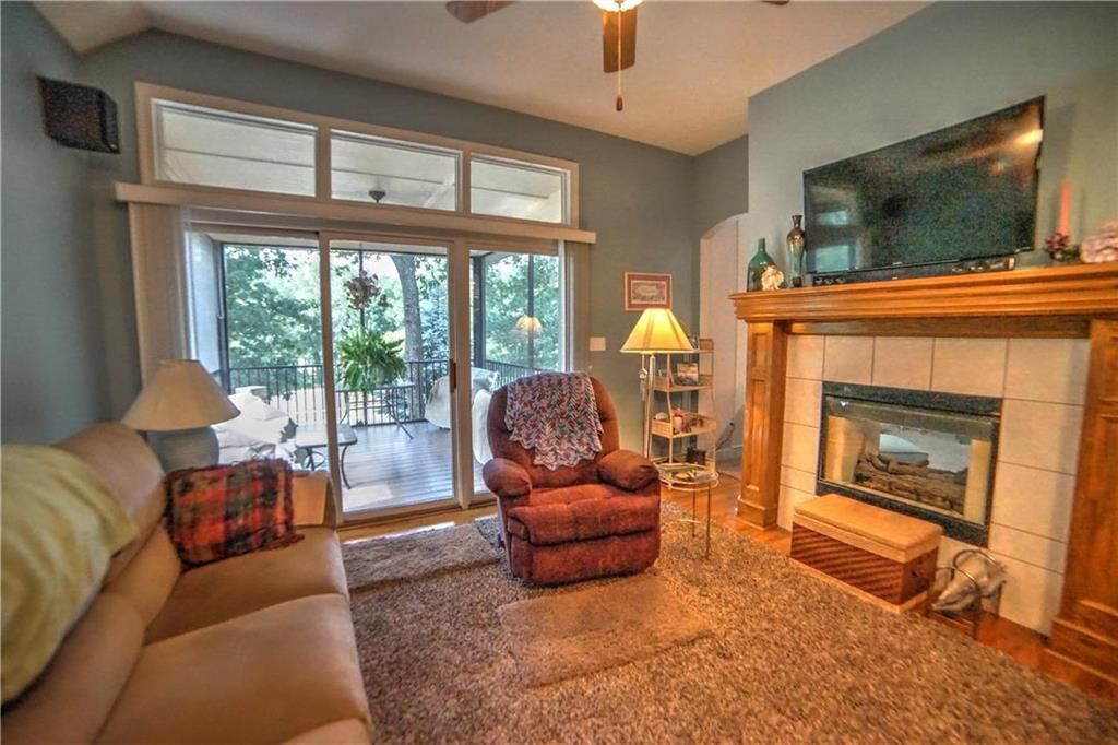 404 NE Wild Rose Lane — photo 6