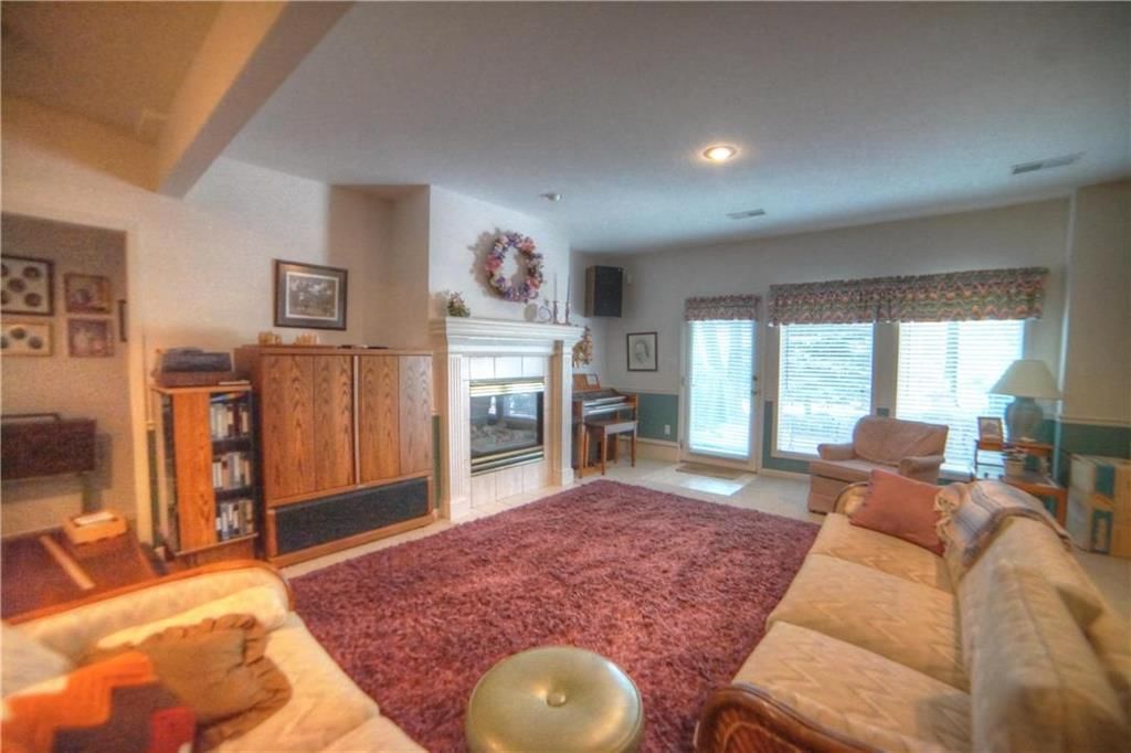 404 NE Wild Rose Lane — photo 16