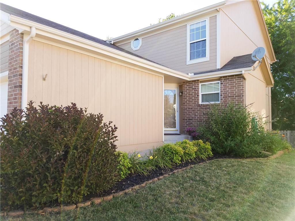 1252 Granada Drive — photo 2
