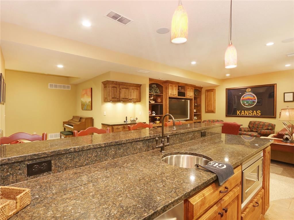 4556 W 141st Terrace — photo 31