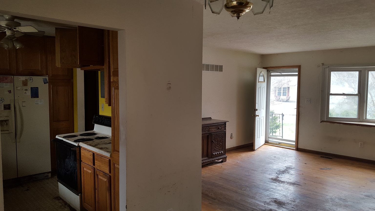 10008 E 77th Terrace — photo 3