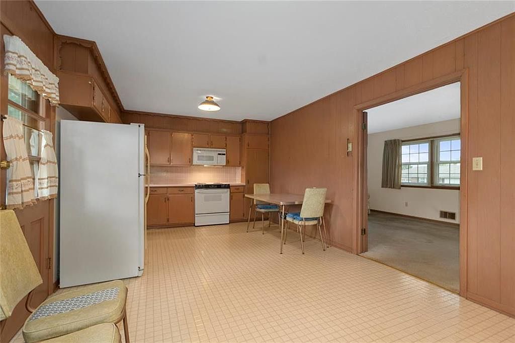 14212 E 39th Terrace — photo 5