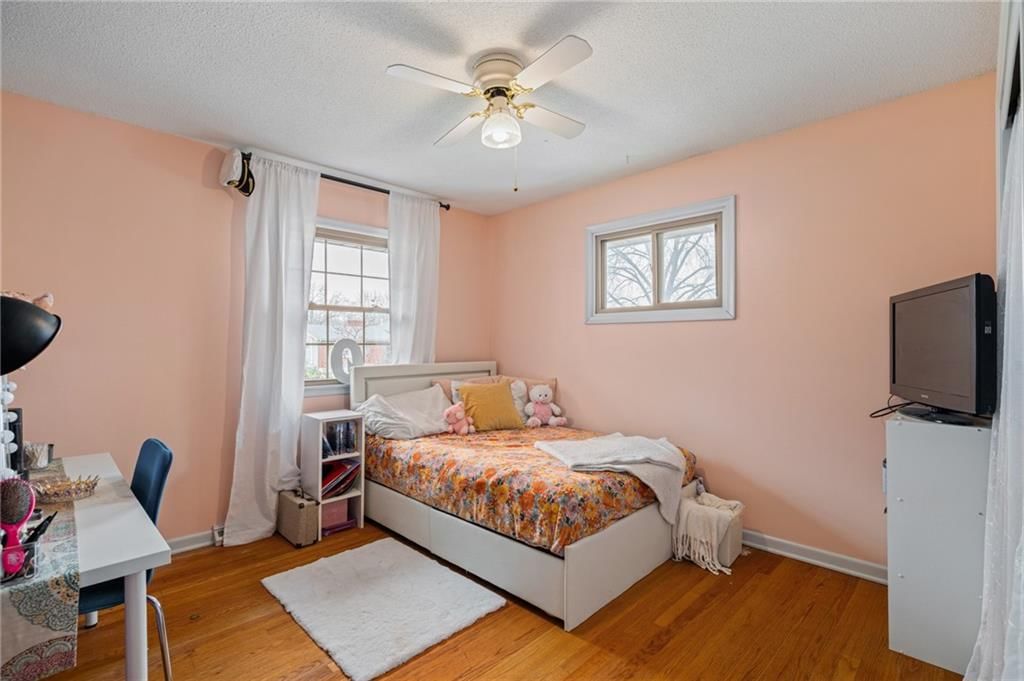 Photo 34 of 72 - 7509 N Baltimore Avenue