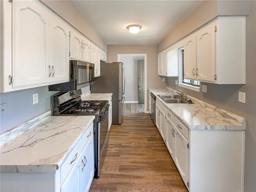 928 NE 87th Terrace — photo 11