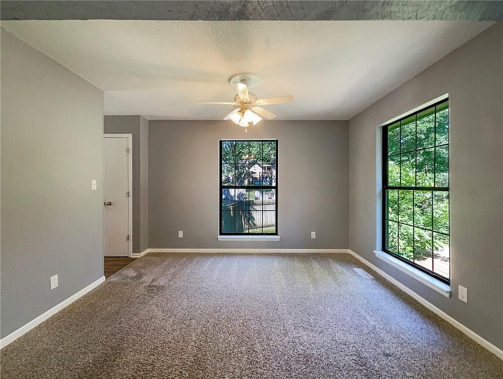 928 NE 87th Terrace — photo 12