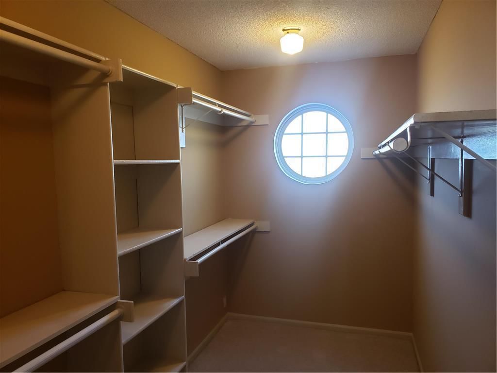 14512 WILSHIRE Circle — photo 29