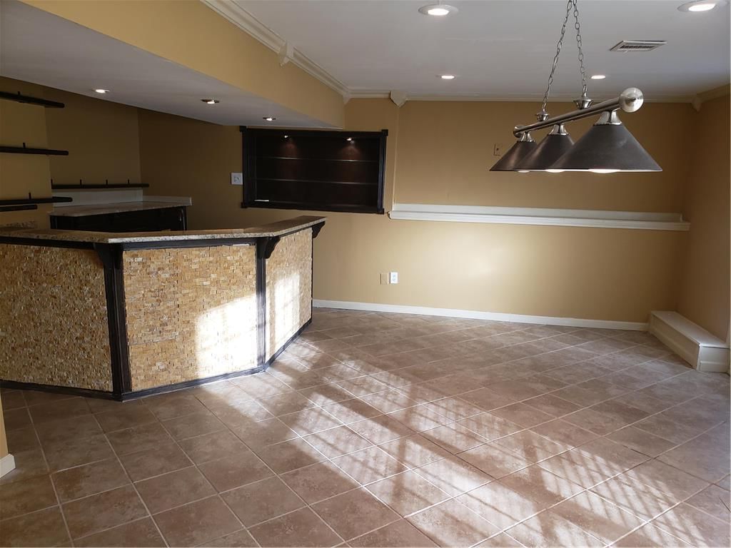 14512 WILSHIRE Circle — photo 34