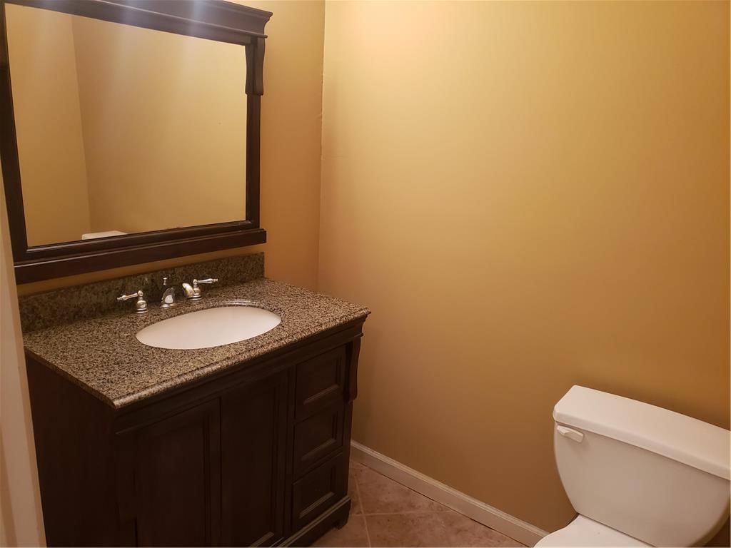 14512 WILSHIRE Circle — photo 40