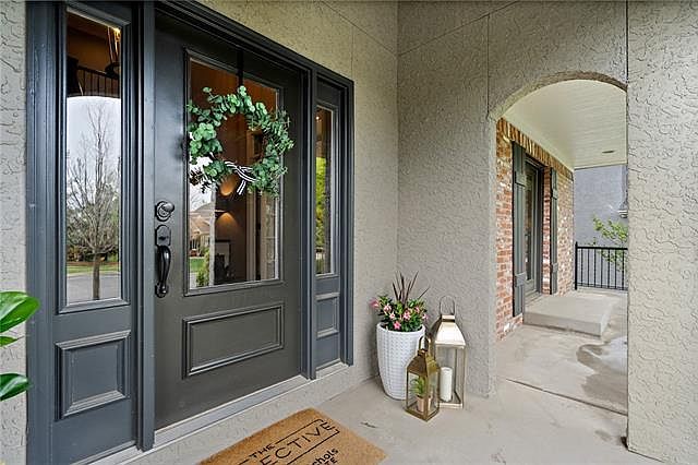 10508 W 163rd Street — photo 5
