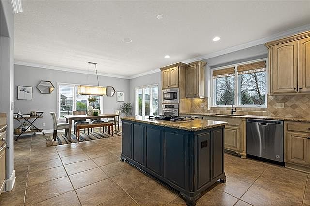 10508 W 163rd Street — photo 17