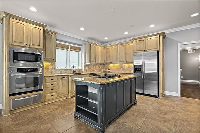 10508 W 163rd Street — photo 19