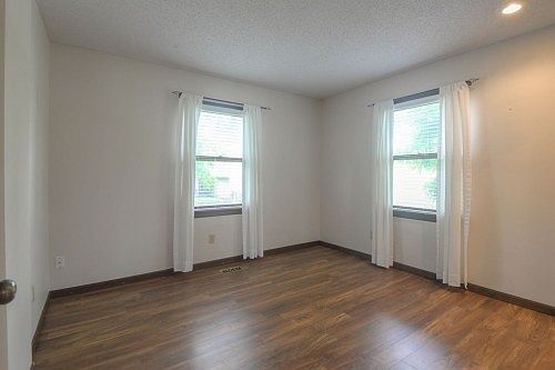 6700 FARLEY Avenue — photo 15