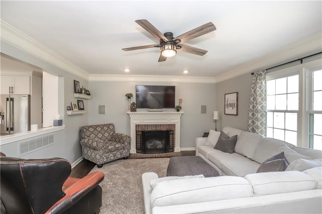 1023 SE 7th Street — photo 6