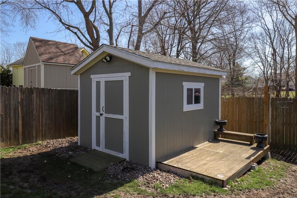 1023 SE 7th Street — photo 43