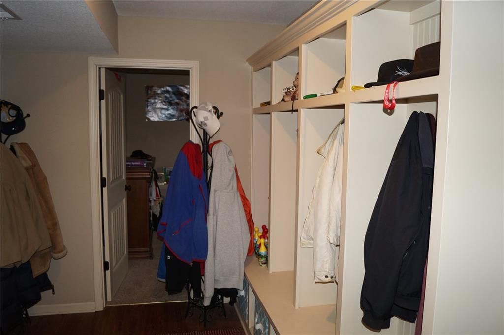 11324 Yecker Avenue — photo 20