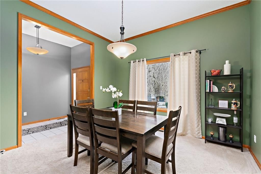 206 NW Redwood Court — photo 7