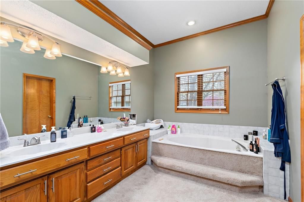 206 NW Redwood Court — photo 20