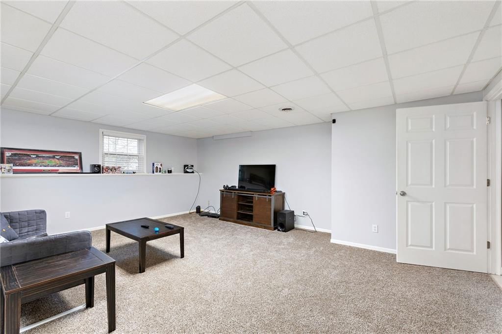 206 NW Redwood Court — photo 29