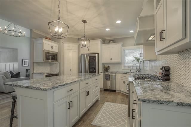 816 Foxglove Lane — photo 12