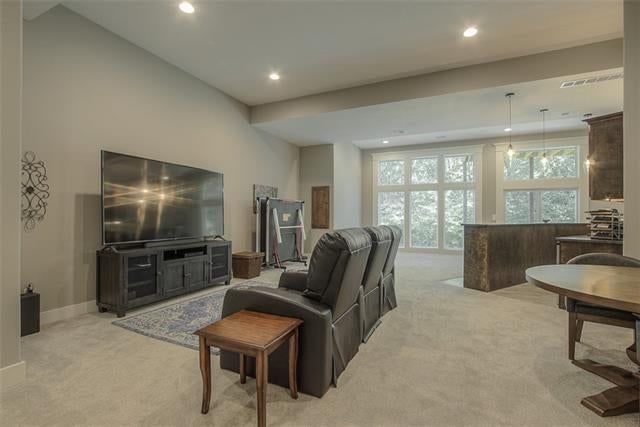816 Foxglove Lane — photo 37