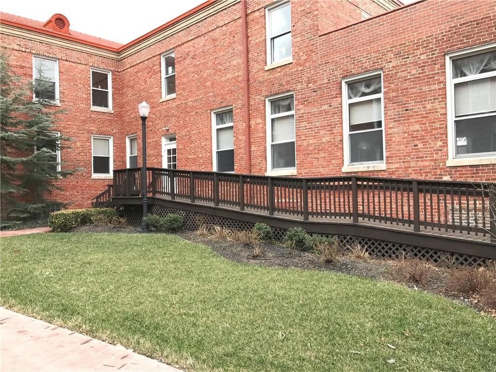 3500 N Village Dr Suite 123 N/A — photo 10