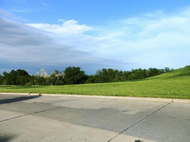 5421 N Pointe (Lot 2B) Road — photo 2