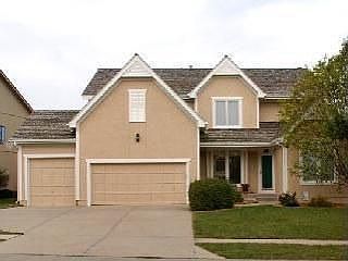 12111 Goodman Street — photo 1