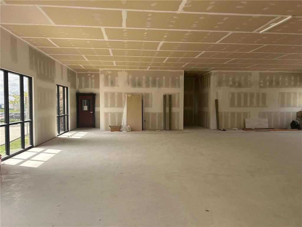 860 Haines Drive — photo 5