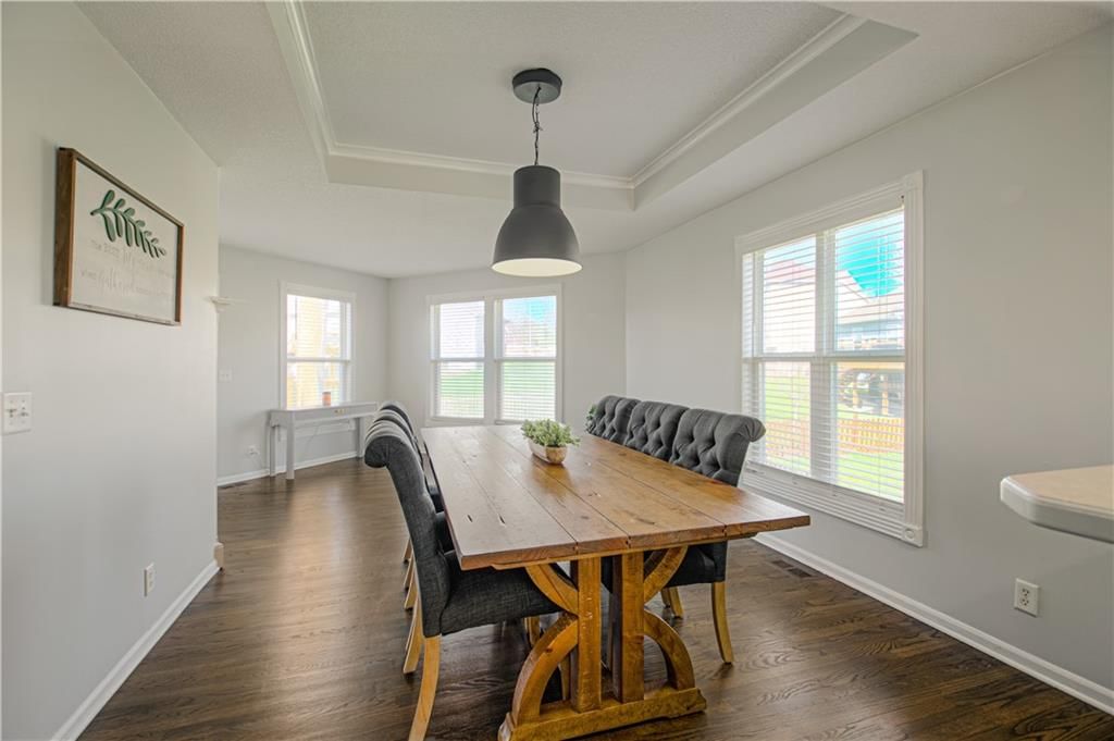 Photo 10 of 34 - 1356 Brown Street