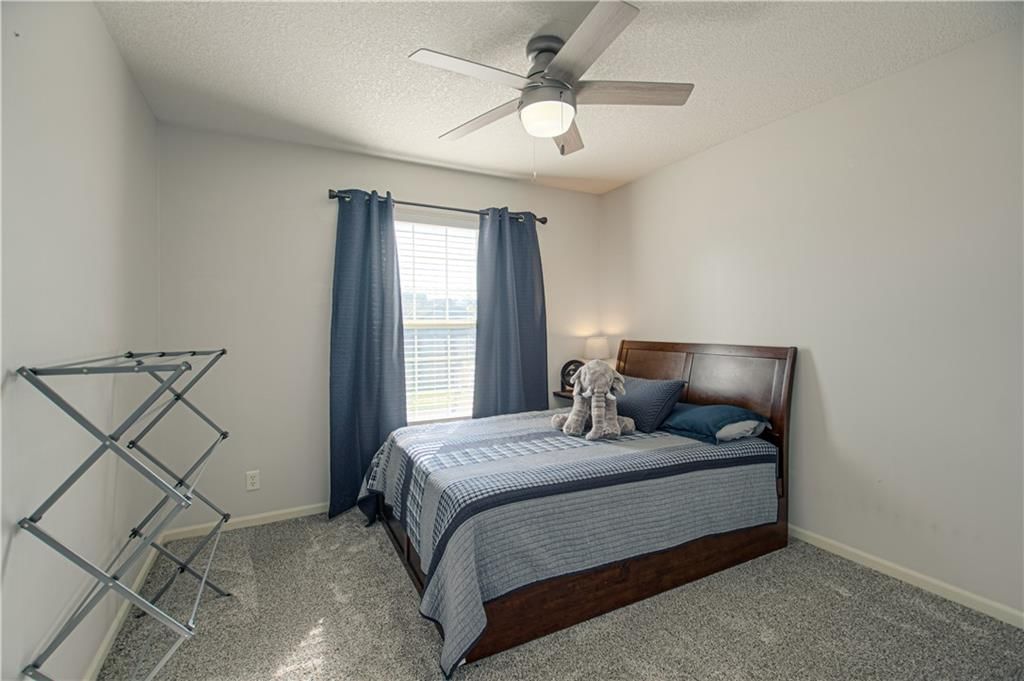 Photo 19 of 34 - 1356 Brown Street