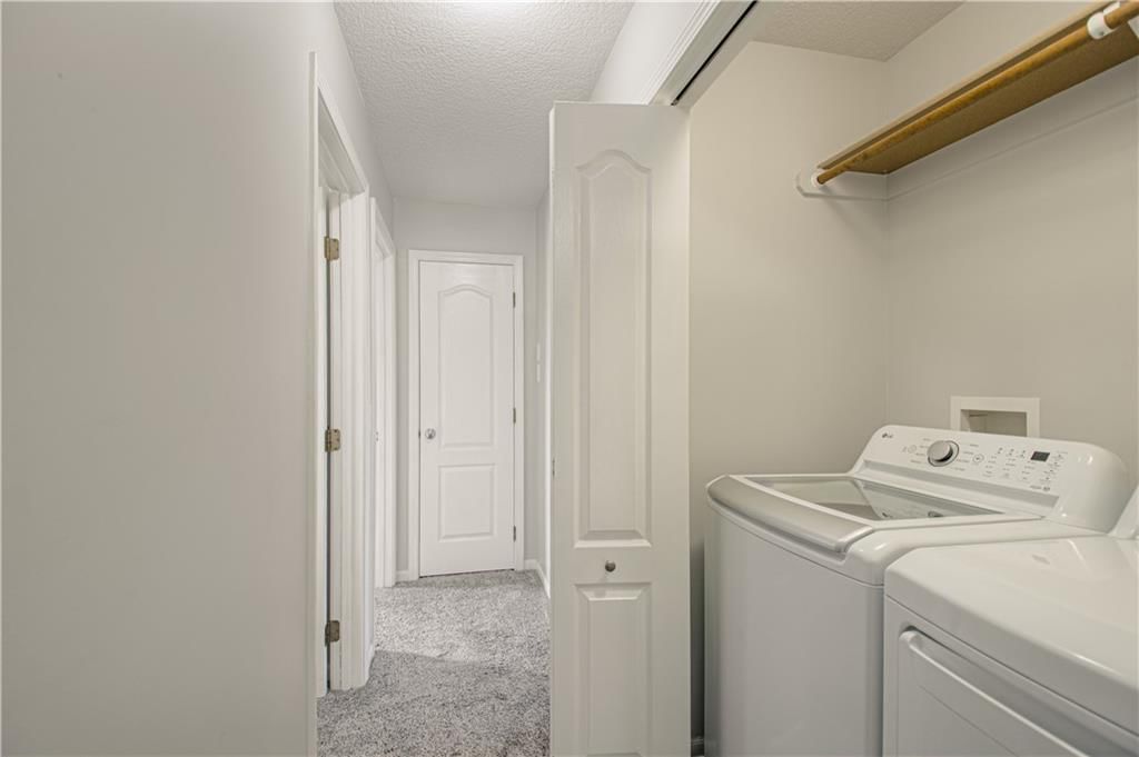 Photo 21 of 34 - 1356 Brown Street