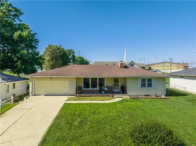 3401 Linda Lane — photo 1