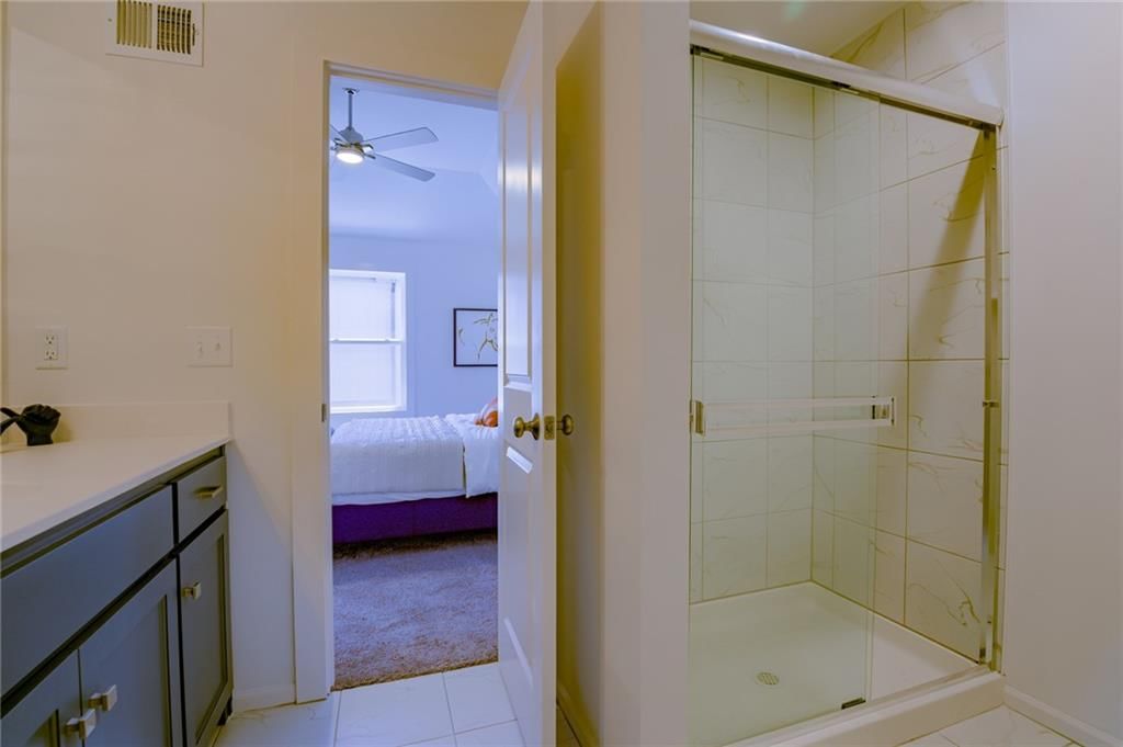 2436 W 180th Street — photo 33